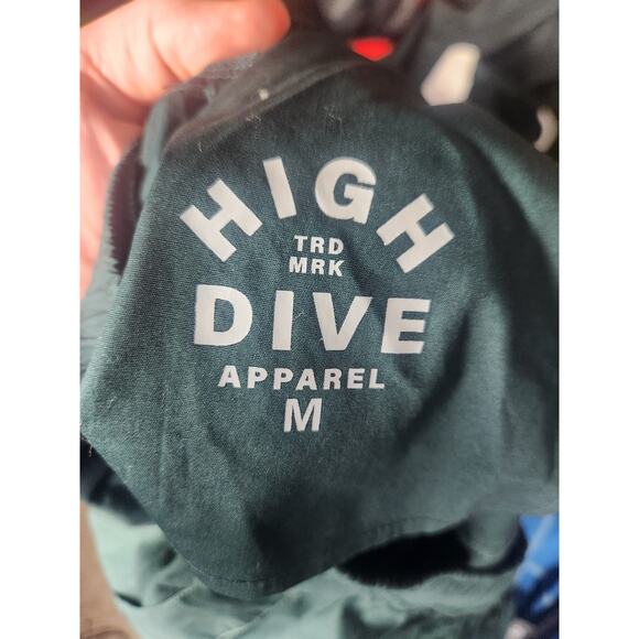 High Dive shorts NWOT men's medium - Picture 3 of 3